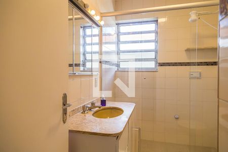 Banheiro Social de casa à venda com 2 quartos, 225m² em Jabaquara, São Paulo