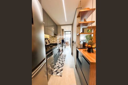 Cozinha de apartamento à venda com 2 quartos, 84m² em Santo Amaro, São Paulo