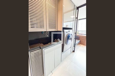 Área de Serviço de apartamento à venda com 2 quartos, 84m² em Santo Amaro, São Paulo