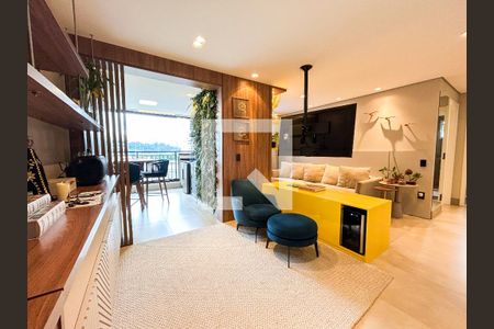 Sala de estar de apartamento à venda com 2 quartos, 84m² em Santo Amaro, São Paulo