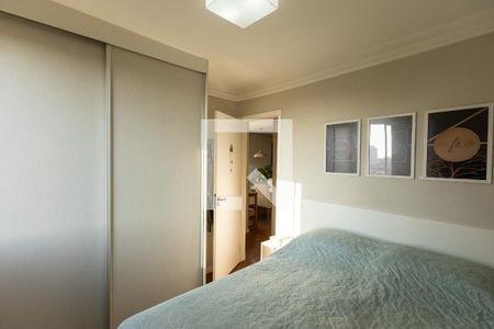 Quarto 1 de apartamento à venda com 2 quartos, 54m² em Vila Constanca, São Paulo