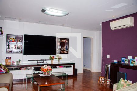 Sala de apartamento à venda com 4 quartos, 223m² em Vila Romana, São Paulo