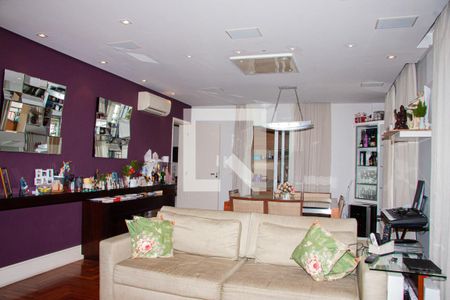 Sala de apartamento à venda com 4 quartos, 223m² em Vila Romana, São Paulo