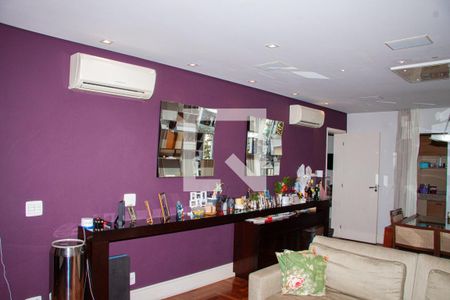 Sala de apartamento à venda com 4 quartos, 223m² em Vila Romana, São Paulo