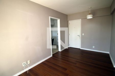 Sala de apartamento para alugar com 2 quartos, 58m² em Irajá, Rio de Janeiro