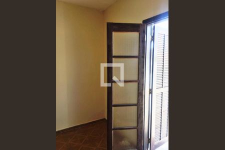 Casa à venda com 4 quartos, 180m² em Jardim das Maravilhas, Santo André