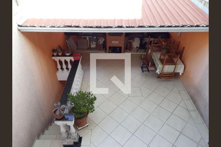 Casa à venda com 3 quartos, 270m² em Utinga, Santo André