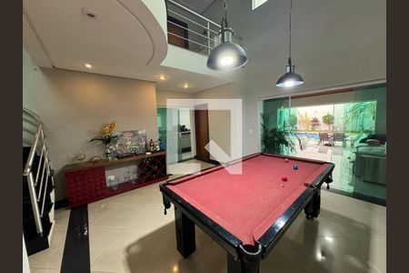 Casa à venda com 6 quartos, 454m² em Parque dos Passaros, São Bernardo do Campo