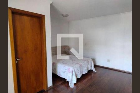 Casa à venda com 3 quartos, 218m² em Vila Sao Pedro, Santo André