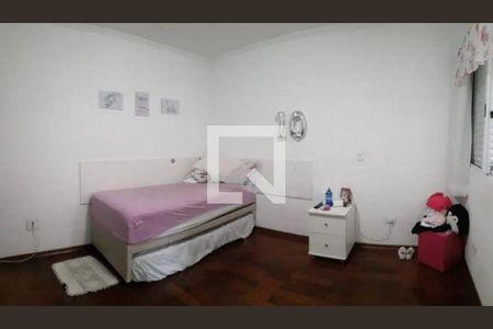 Casa à venda com 3 quartos, 218m² em Vila Sao Pedro, Santo André
