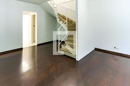 Casa à venda com 5 quartos, 262m² em Vila Alpina, Santo André