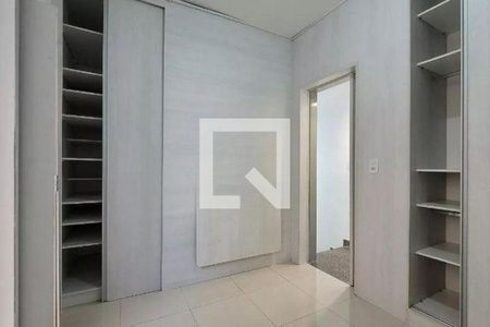 Casa à venda com 2 quartos, 115m² em Vila Humaita, Santo André