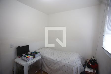 Quarto de apartamento à venda com 2 quartos, 45m² em Estoril, Belo Horizonte