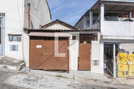 Fachada de casa para alugar com 2 quartos, 60m² em São João Climaco, São Paulo