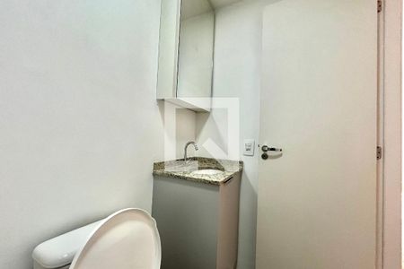 Banheiro de kitnet/studio para alugar com 1 quarto, 28m² em Vila da Saúde, São Paulo