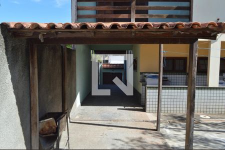 Garagem de casa à venda com 3 quartos, 350m² em Curicica, Rio de Janeiro