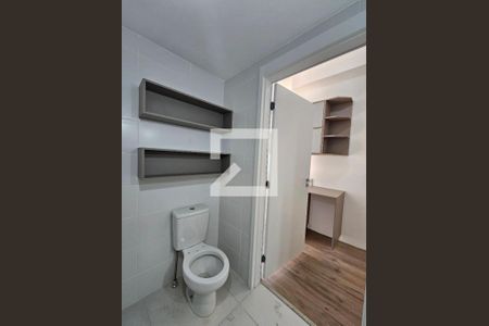 Banheiro de kitnet/studio à venda com 1 quarto, 19m² em Ipiranga, São Paulo