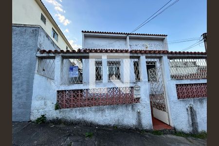 Fachada de casa à venda com 3 quartos, 153m² em Piedade, Rio de Janeiro