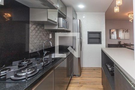 Cozinha de apartamento à venda com 2 quartos, 57m² em São Sebastião, Porto Alegre