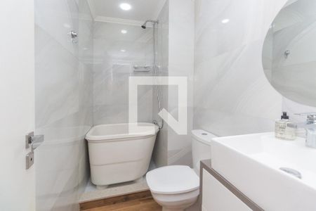Banheiro 2 de apartamento à venda com 2 quartos, 57m² em São Sebastião, Porto Alegre