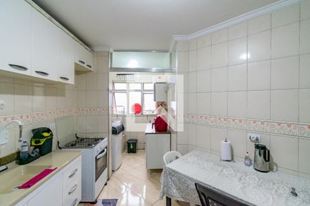 Cozinha de apartamento à venda com 2 quartos, 56m² em Vila do Encontro, São Paulo