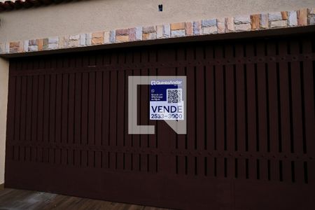 Fachada de casa à venda com 6 quartos, 579m² em São Geraldo, Belo Horizonte