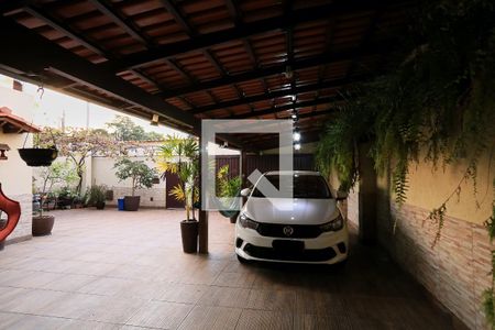 Garagem de casa à venda com 6 quartos, 579m² em São Geraldo, Belo Horizonte