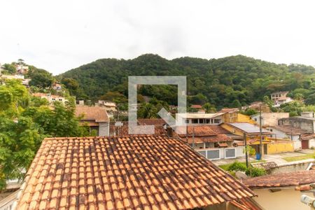 Vista de casa à venda com 6 quartos, 360m² em Maravista, Niterói
