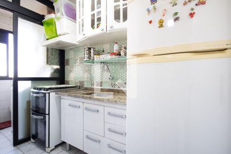 Cozinha de apartamento à venda com 2 quartos, 57m² em Jaguaribe, Osasco