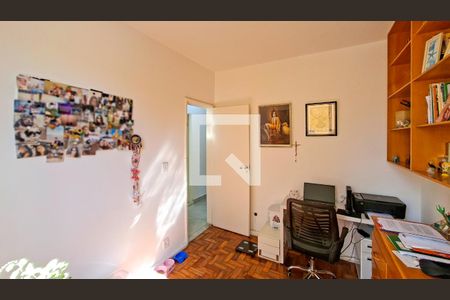 Quarto de apartamento para alugar com 3 quartos, 92m² em Santa Efigênia, Belo Horizonte