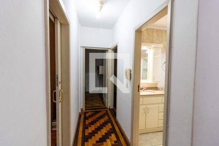 Corredor de apartamento à venda com 3 quartos, 106m² em Centro Histórico, Porto Alegre