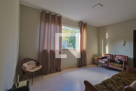 Sala de apartamento à venda com 2 quartos, 75m² em Nova Suíça, Belo Horizonte