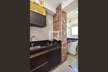 Cozinha de apartamento para alugar com 2 quartos, 47m² em Vila Andrade, São Paulo