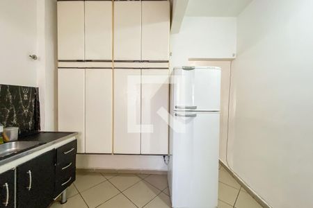 Cozinha de kitnet/studio à venda com 1 quarto, 30m² em Aclimação, São Paulo