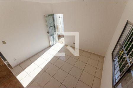 Sala de casa à venda com 4 quartos, 118m² em Vila America, São Paulo