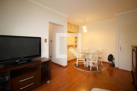 Sala de apartamento para alugar com 2 quartos, 60m² em Cerqueira César, São Paulo