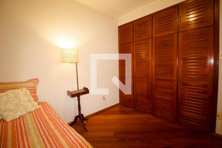 Quarto 1 de apartamento para alugar com 2 quartos, 60m² em Cerqueira César, São Paulo