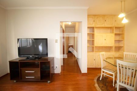 Sala de apartamento para alugar com 2 quartos, 60m² em Cerqueira César, São Paulo