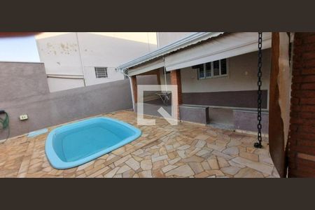 Foto 03 de casa à venda com 3 quartos, 195m² em Parque São Quirino, Campinas
