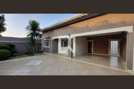 Foto 01 de casa à venda com 3 quartos, 195m² em Parque São Quirino, Campinas