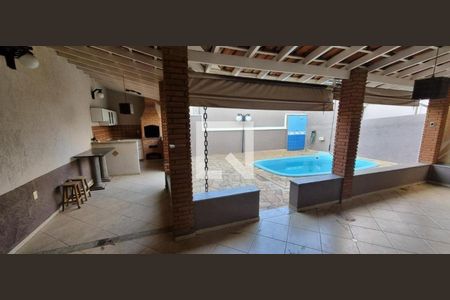 Foto 04 de casa à venda com 3 quartos, 195m² em Parque São Quirino, Campinas