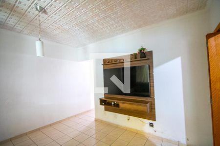 Sala de casa à venda com 3 quartos, 245m² em Vila Linda, Santo André