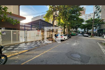 Vista da Rua de apartamento para alugar com 2 quartos, 112m² em Gonzaga, Santos