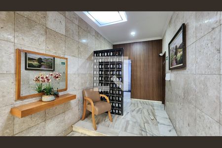 Hall de entrada de apartamento para alugar com 2 quartos, 112m² em Gonzaga, Santos