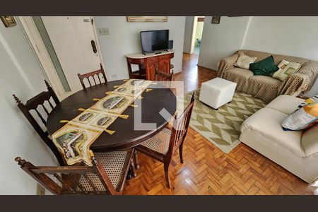 Sala de apartamento para alugar com 2 quartos, 112m² em Gonzaga, Santos