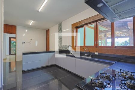 Cozinha de casa de condomínio à venda com 6 quartos, 670m² em Vila D’el Rey, Nova Lima