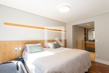 Suíte de apartamento à venda com 3 quartos, 114m² em Vila Olímpia, São Paulo