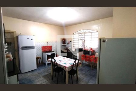 Foto 10 de casa à venda com 2 quartos, 211m² em Jardim Guanabara, Campinas