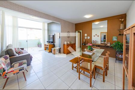 Sala de apartamento à venda com 3 quartos, 156m² em Estoril, Belo Horizonte