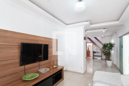 Sala de casa à venda com 3 quartos, 280m² em Santa Monica, Belo Horizonte